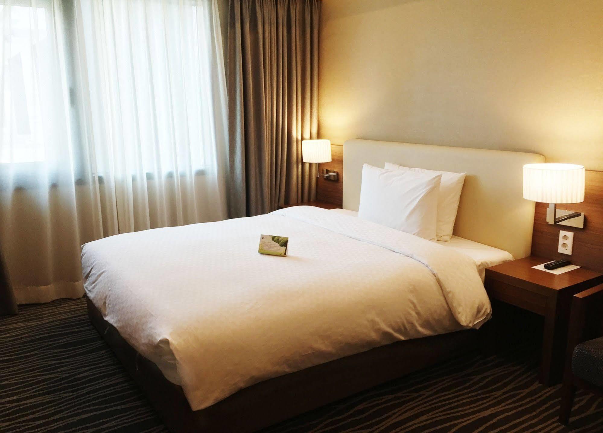 Busan Business Hotel Eksteriør bilde